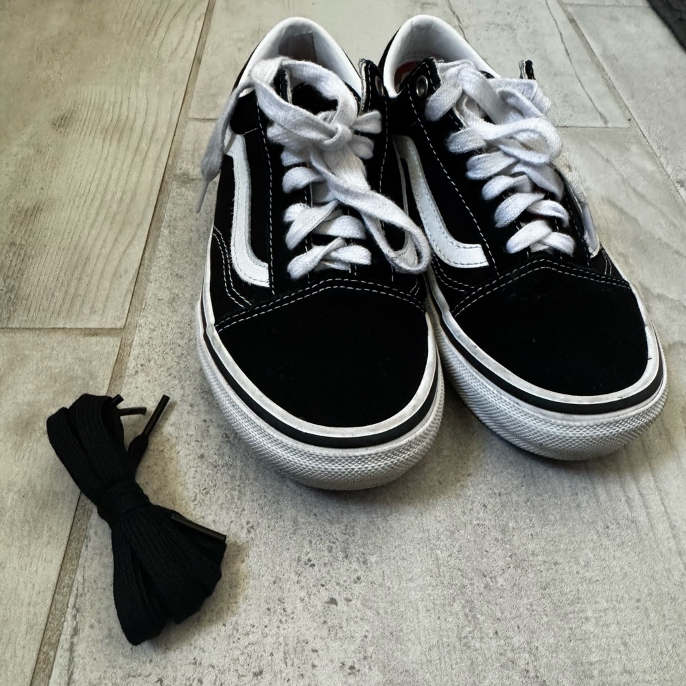 Vans Old Skool Women's Sneakers